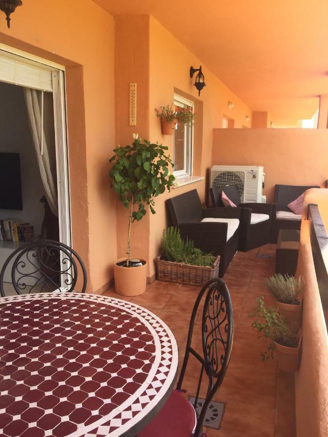 Madre Mia Apartment Casares Luaran gambar