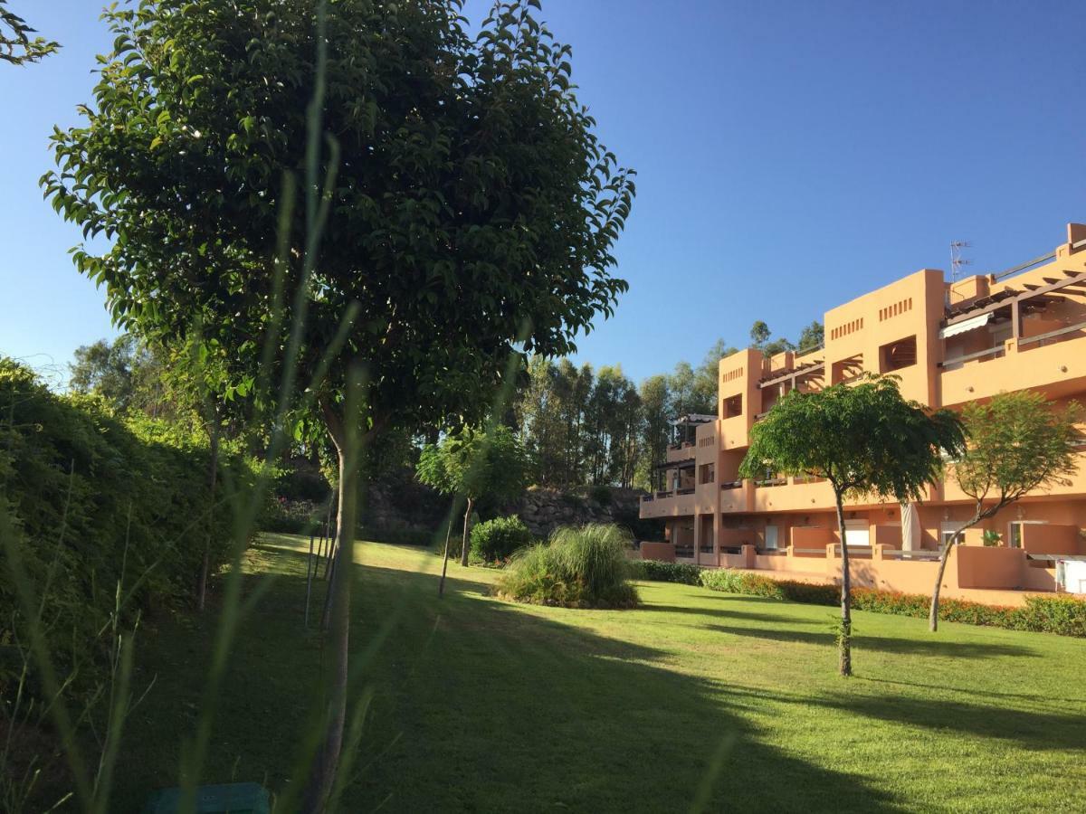 Madre Mia Apartment Casares Luaran gambar